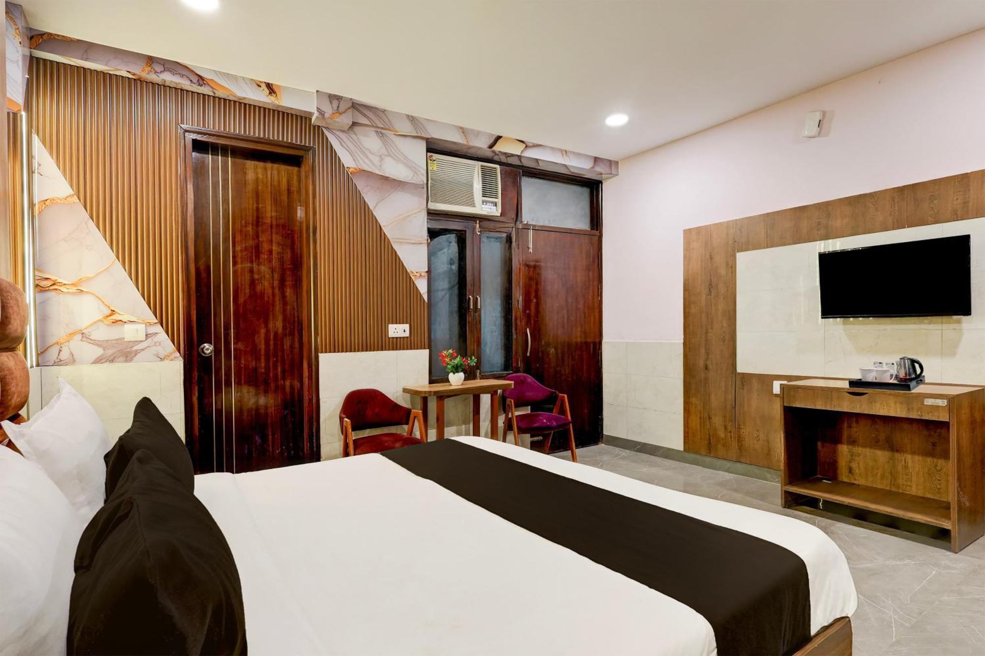 Super Hotel O Alipur Narela Extérieur photo